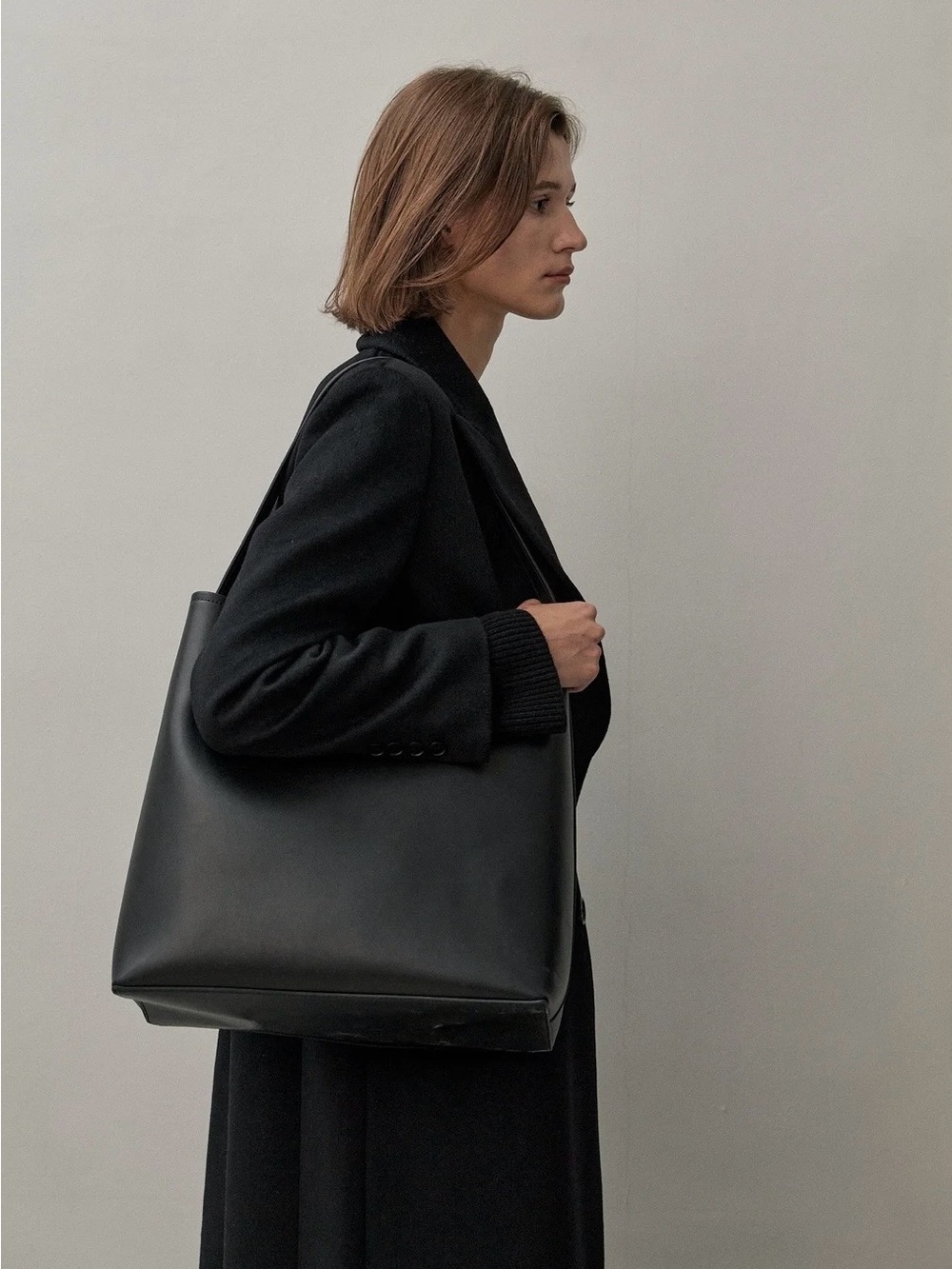 The Curated Minimalist Black Leather Tote Bag - Women's Shoulder Bag